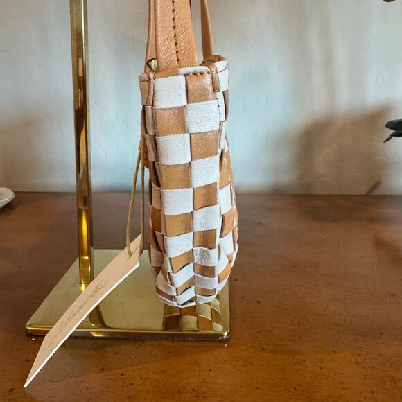 Cleobella Rare Woven Crossbody Bag – Adjustable Strap - Picture 4 of 9